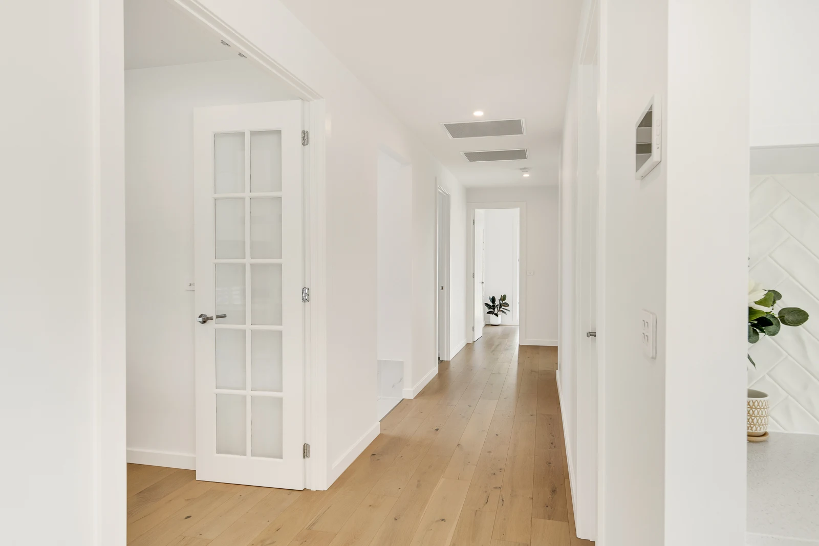 AVIA Homes residential project – hallway joinery and door perimeters – SR Joint Sealer